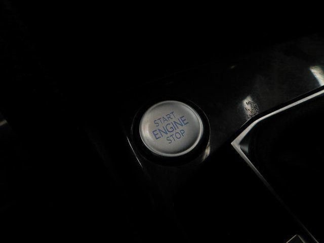 Used 2024 Volkswagen Tiguan S image 33