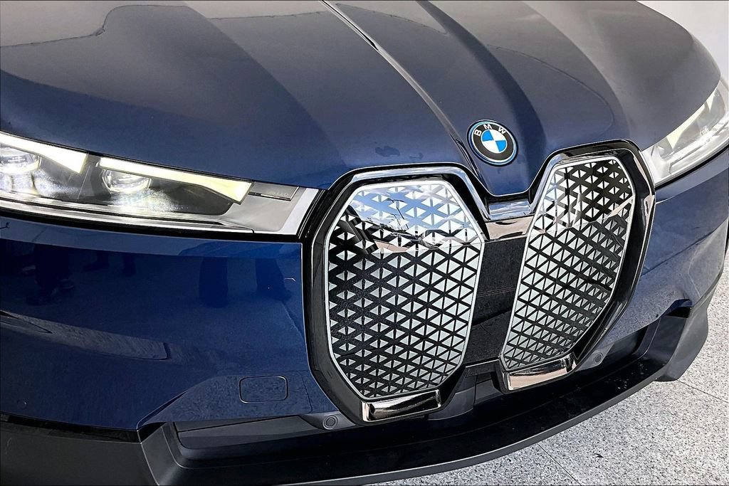 Used 2023 BMW iX xDrive50 AWD/4WD image 34
