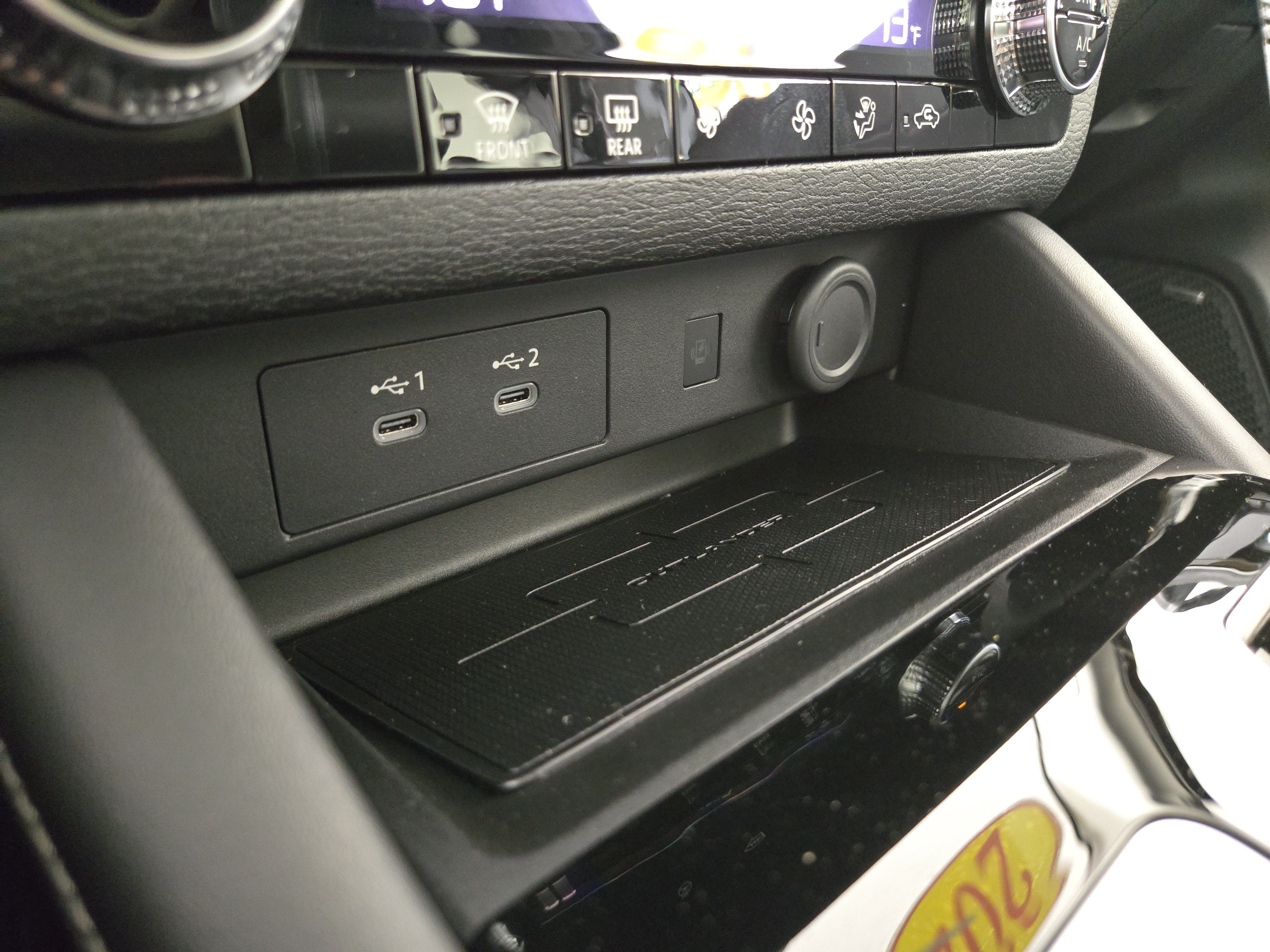 New 2026 Mitsubishi Outlander AWD image 28
