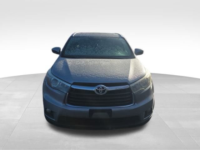 Used 2015 Toyota Highlander XLE image 9