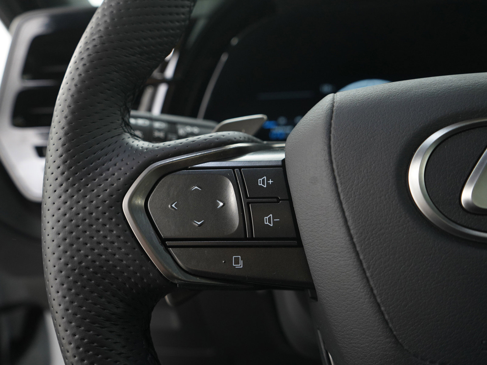 Used 2025 Lexus TX 350 AWD image 29
