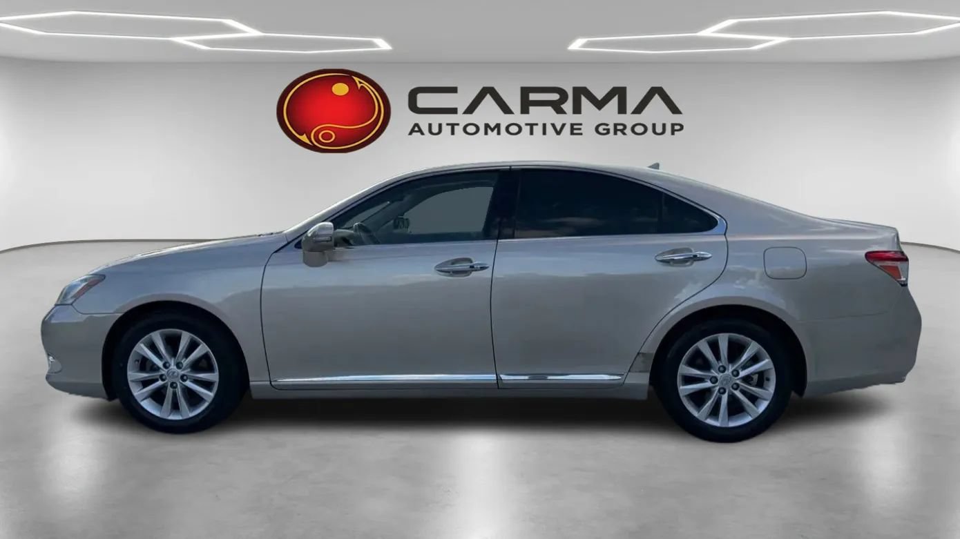 Used 2010 Lexus ES 350 FWD image 2