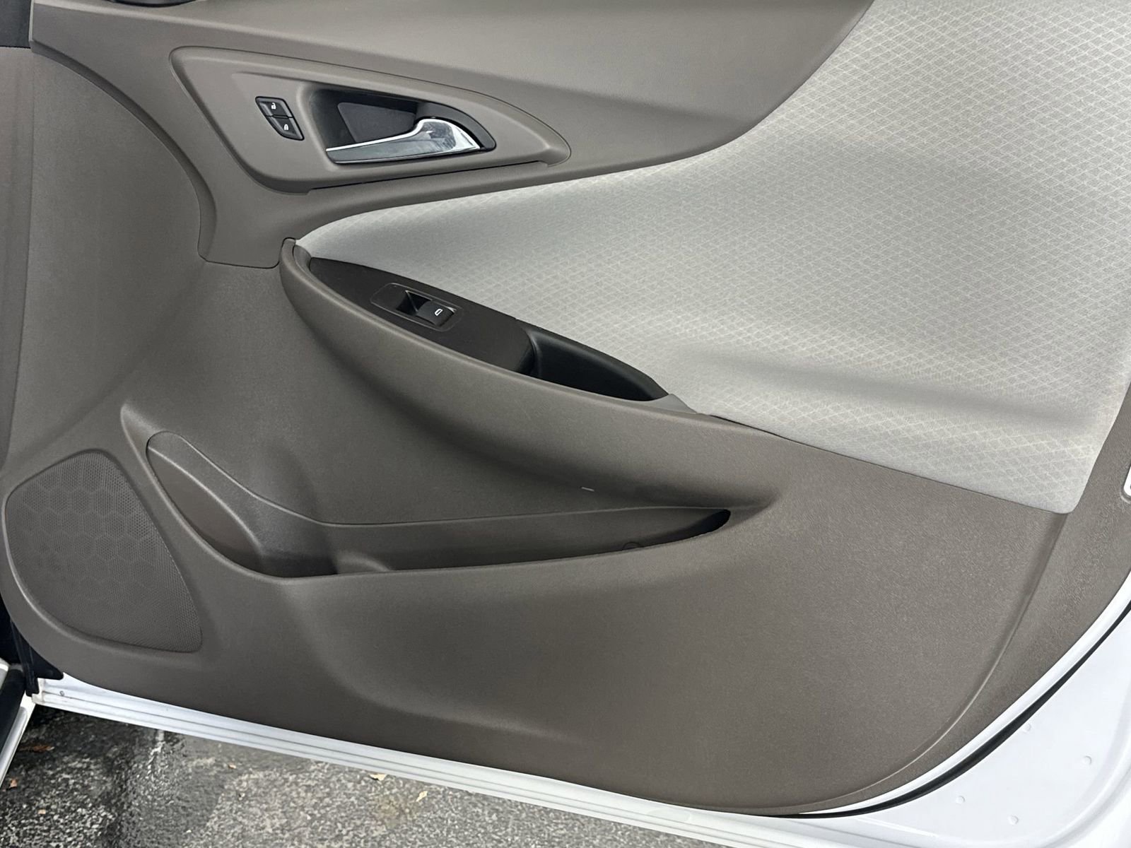 Used 2021 Chevrolet Malibu LS image 35