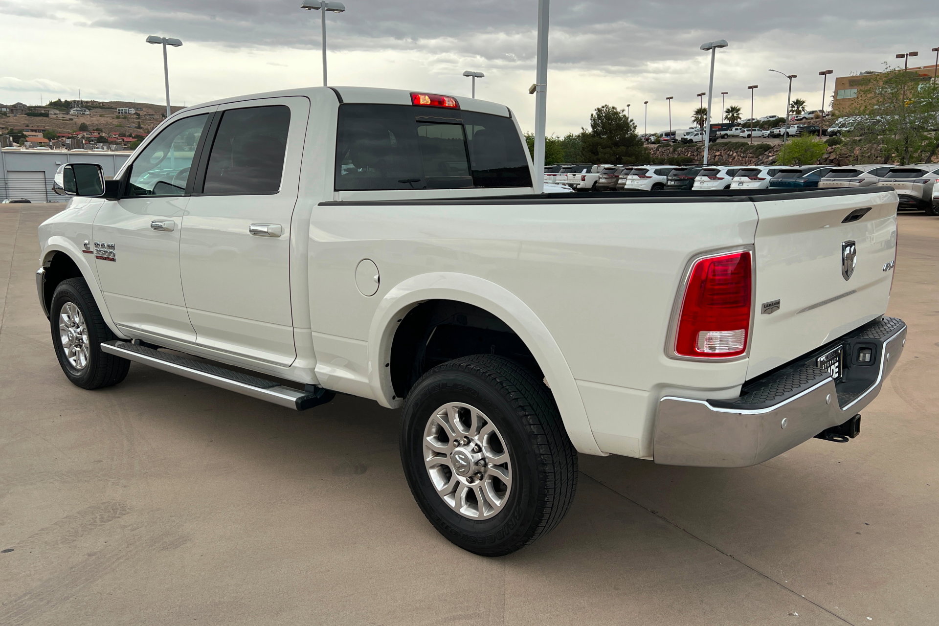 Used 2018 RAM 3500 Laramie image 3