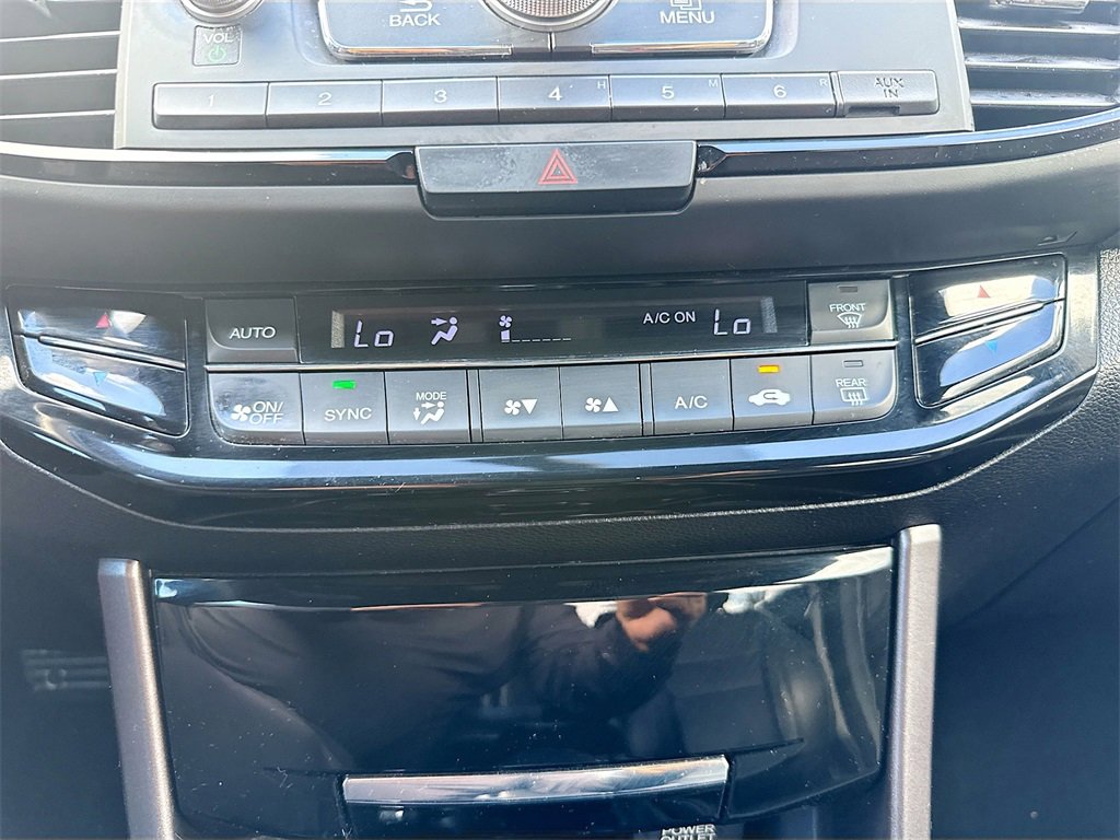 Used 2016 Honda Accord Sport image 16