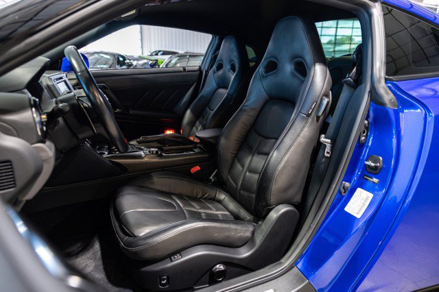 Used 2021 Nissan GT-R Premium AWD/4WD image 34
