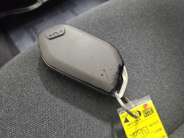 Used 2025 Kia K4 FWD image 32