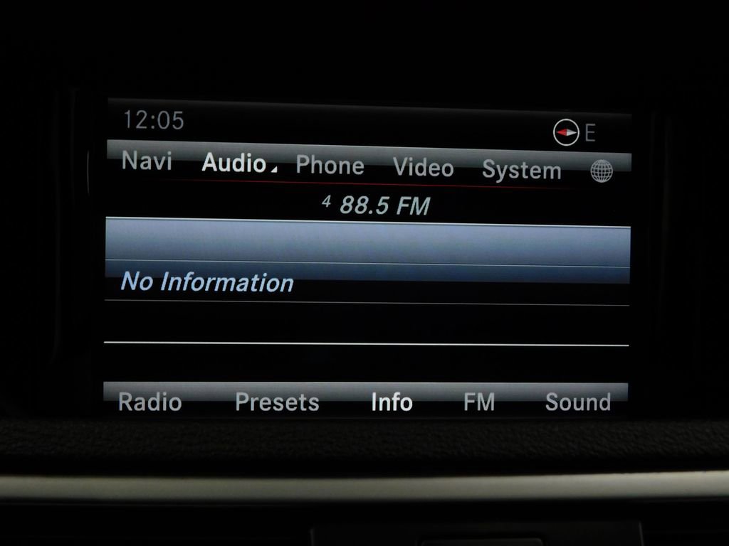 Used 2013 Mercedes-Benz E 350 4MATIC Sedan image 58