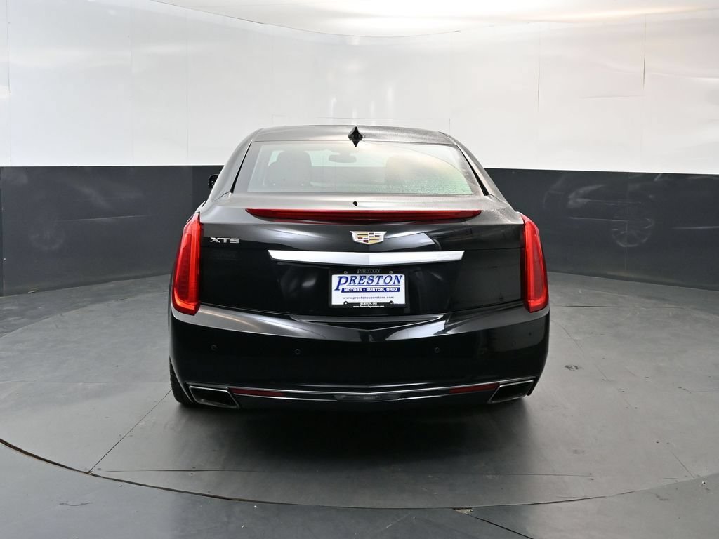 Used 2016 Cadillac XTS Luxury FWD image 4