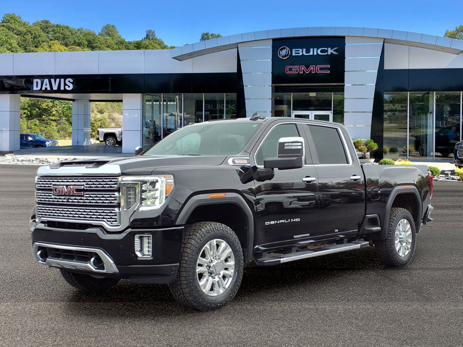 Used 2021 GMC Sierra 2500 Denali image 2