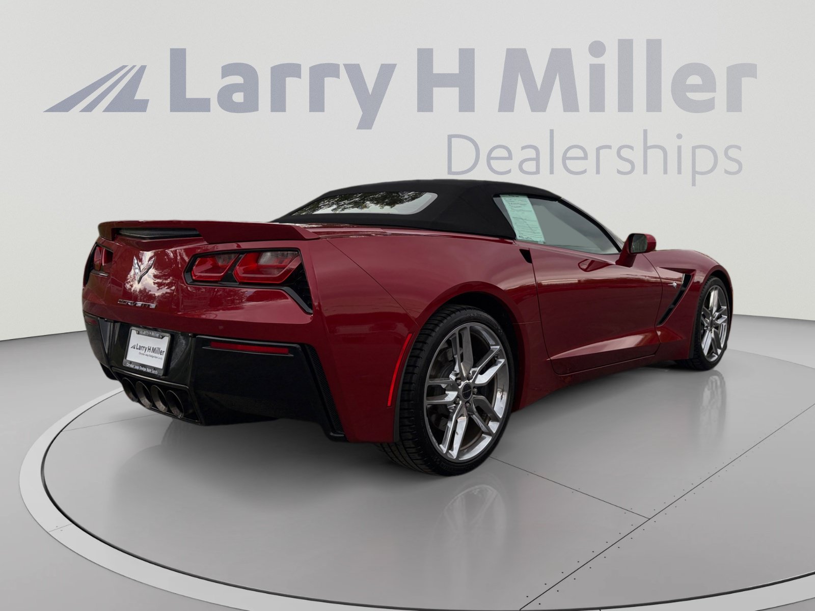 Used 2015 Chevrolet Corvette Stingray Convertible w/ 3LT Preferred Equipment Group RWD image 5