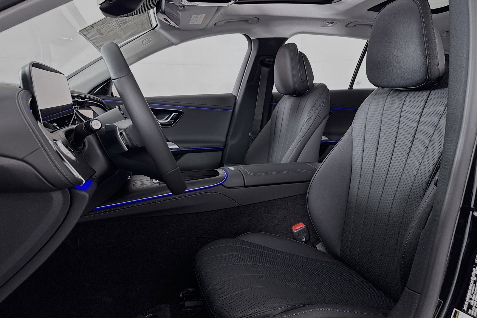 New 2025 Mercedes-Benz E 450 4MATIC All-Terrain Wagon image 16