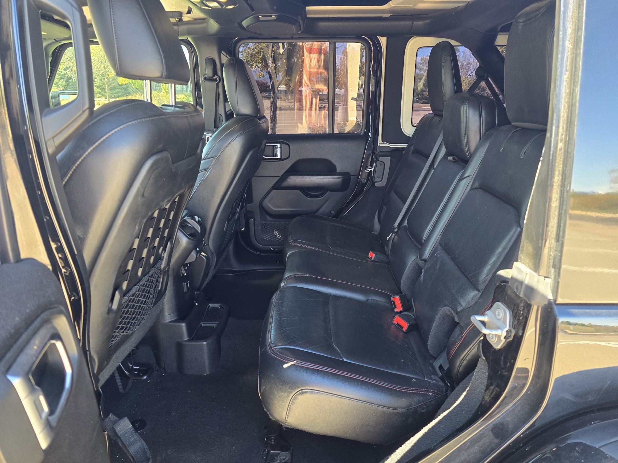 Used 2020 Jeep Wrangler Unlimited Rubicon AWD/4WD image 15