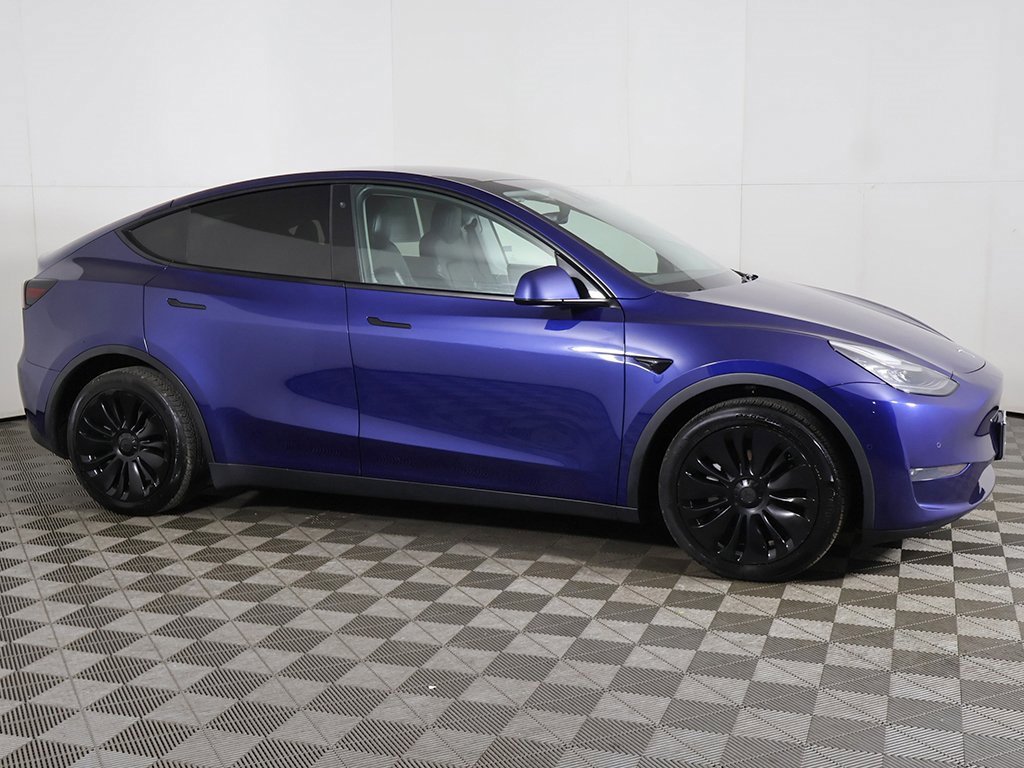 Used 2020 Tesla Model Y Long Range image 15