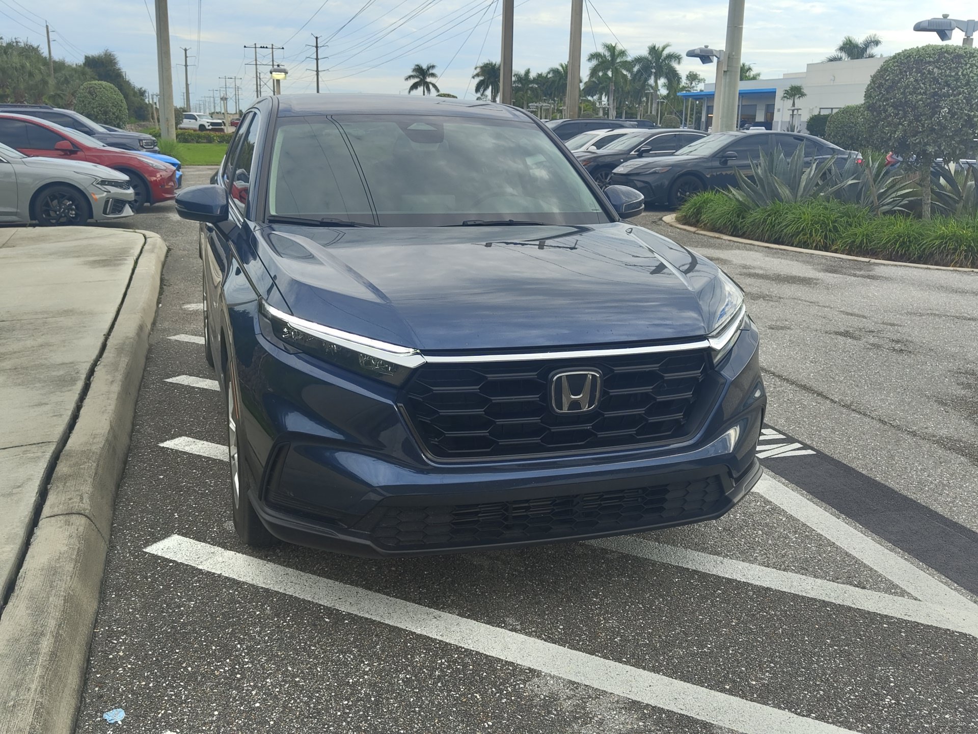Used 2023 Honda CR-V LX image 14