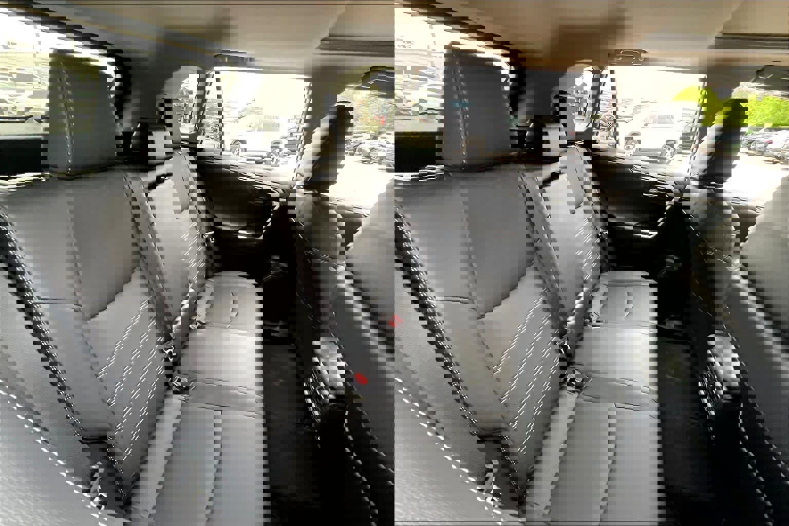 Used 2025 Toyota RAV4 Limited image 20