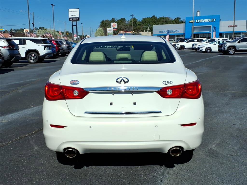Used 2014 INFINITI Q50 Premium w/ Deluxe Touring Package image 17