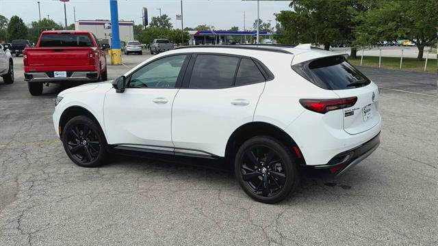 Certified 2022 Buick Envision Essence w/ Technology Package II FWD image 6