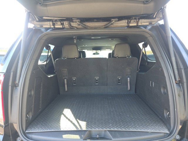 Used 2021 Chevrolet Suburban LT AWD/4WD image 14
