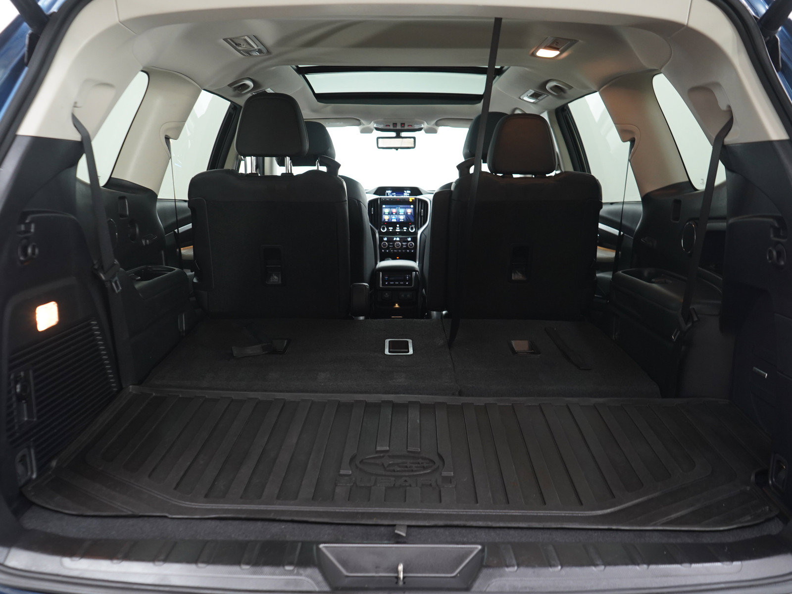 Used 2021 Subaru Ascent Touring w/ Popular Package #2 AWD/4WD image 9