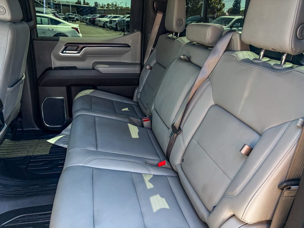 Used 2024 GMC Sierra 1500 SLT w/ SLT Premium Plus Package AWD/4WD image 43