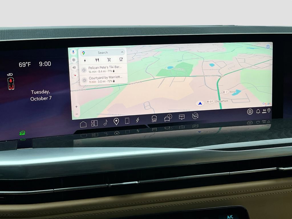 Certified 2025 Cadillac Escalade IQ Sport 2 w/ LPO, ONYX Package image 13