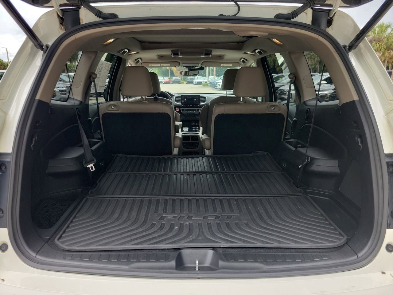 Used 2019 Honda Pilot Elite image 8