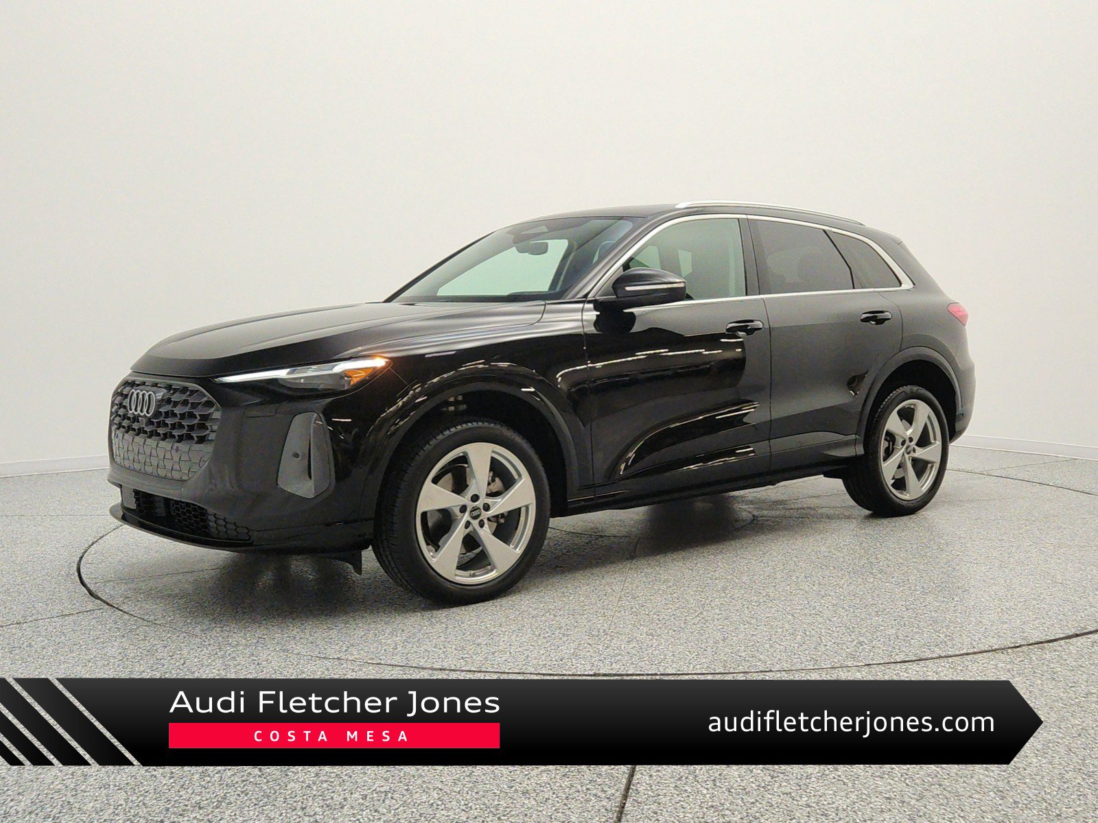 Used 2025 Audi Q5 Premium Plus w/ Premium Plus AWD/4WD image 1