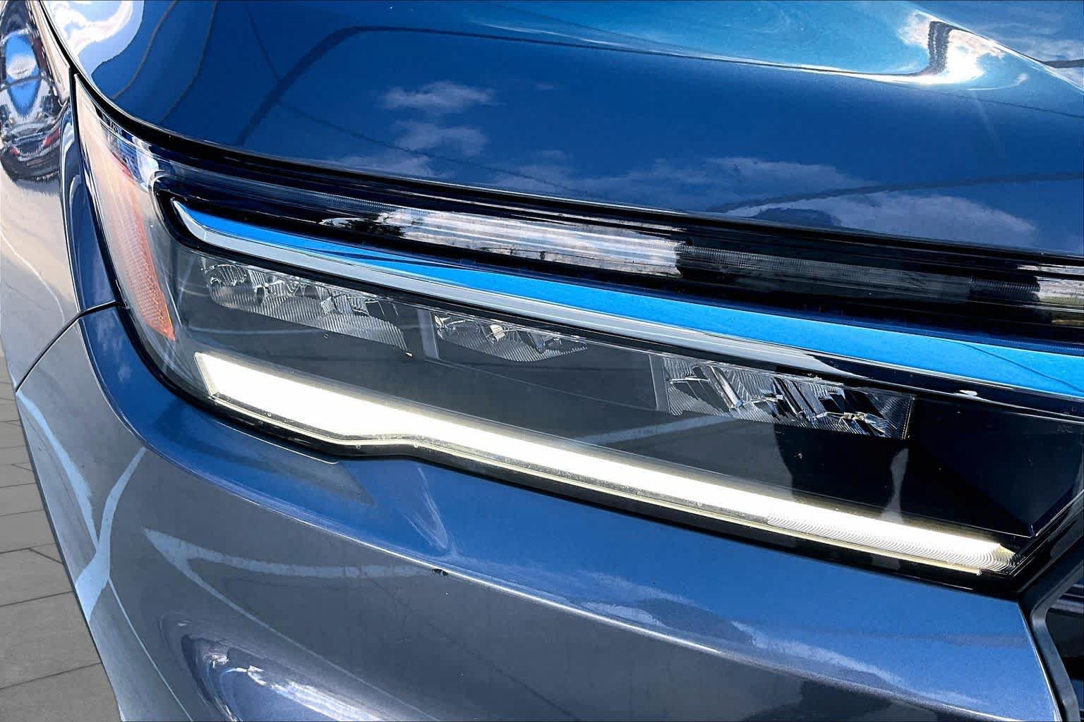 Used 2025 Honda Pilot EX-L image 27