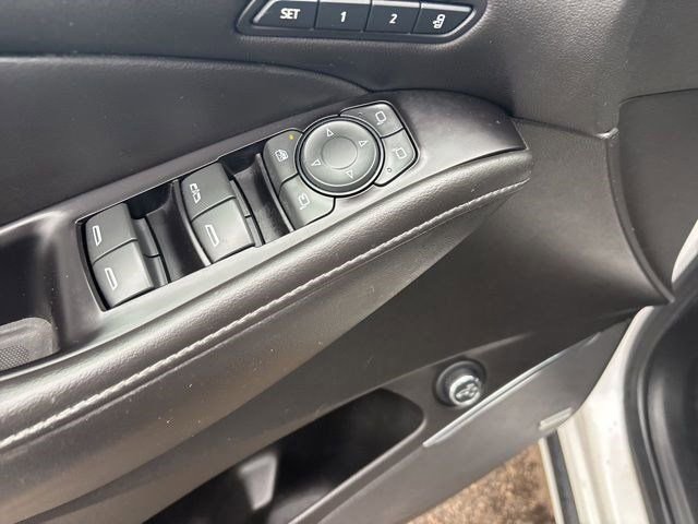 Used 2020 Buick Enclave Avenir w/ Avenir Technology Package image 14