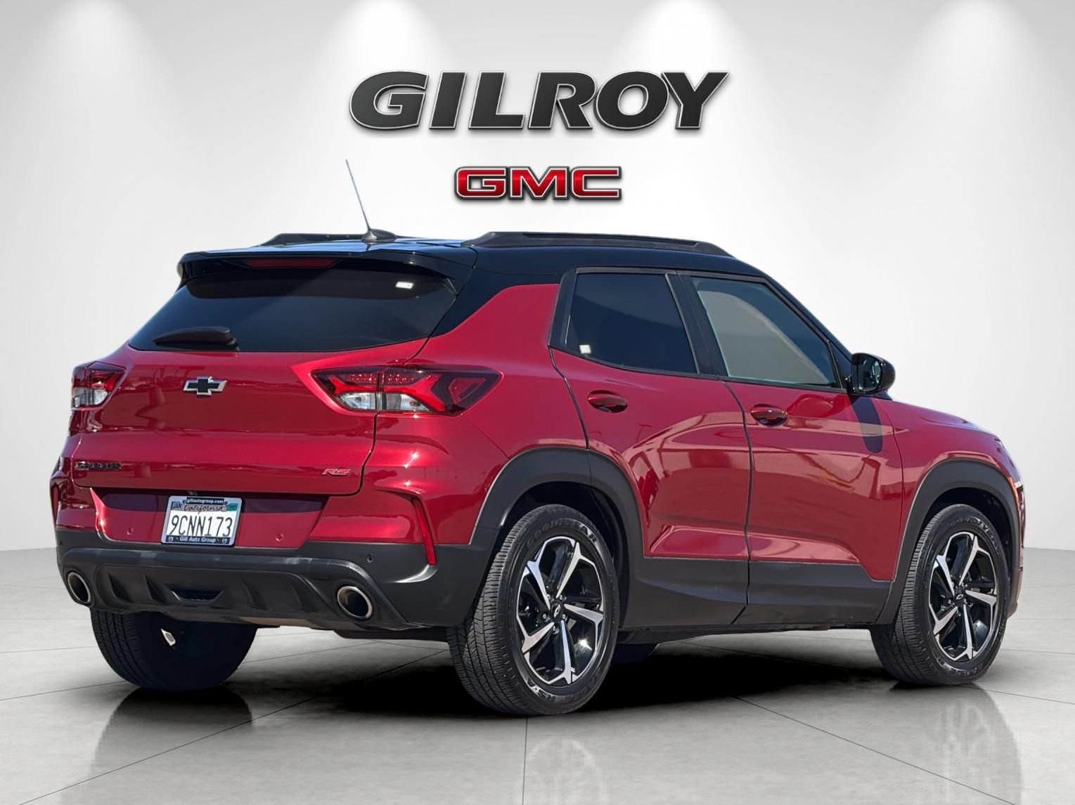 Used 2021 Chevrolet TrailBlazer RS w/ Sun and Liftgate Package FWD image 3