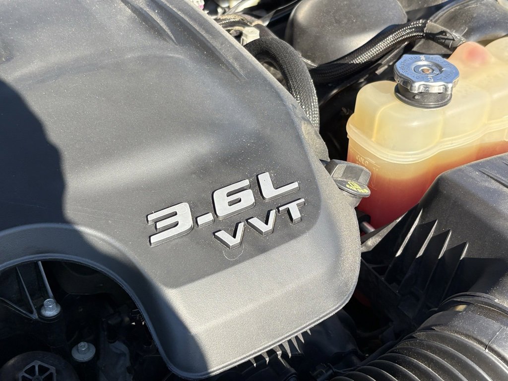 Used 2022 Chrysler 300 S image 19