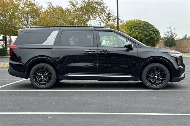 New 2026 Kia Carnival SX w/ SX Dark Edition Package image 3