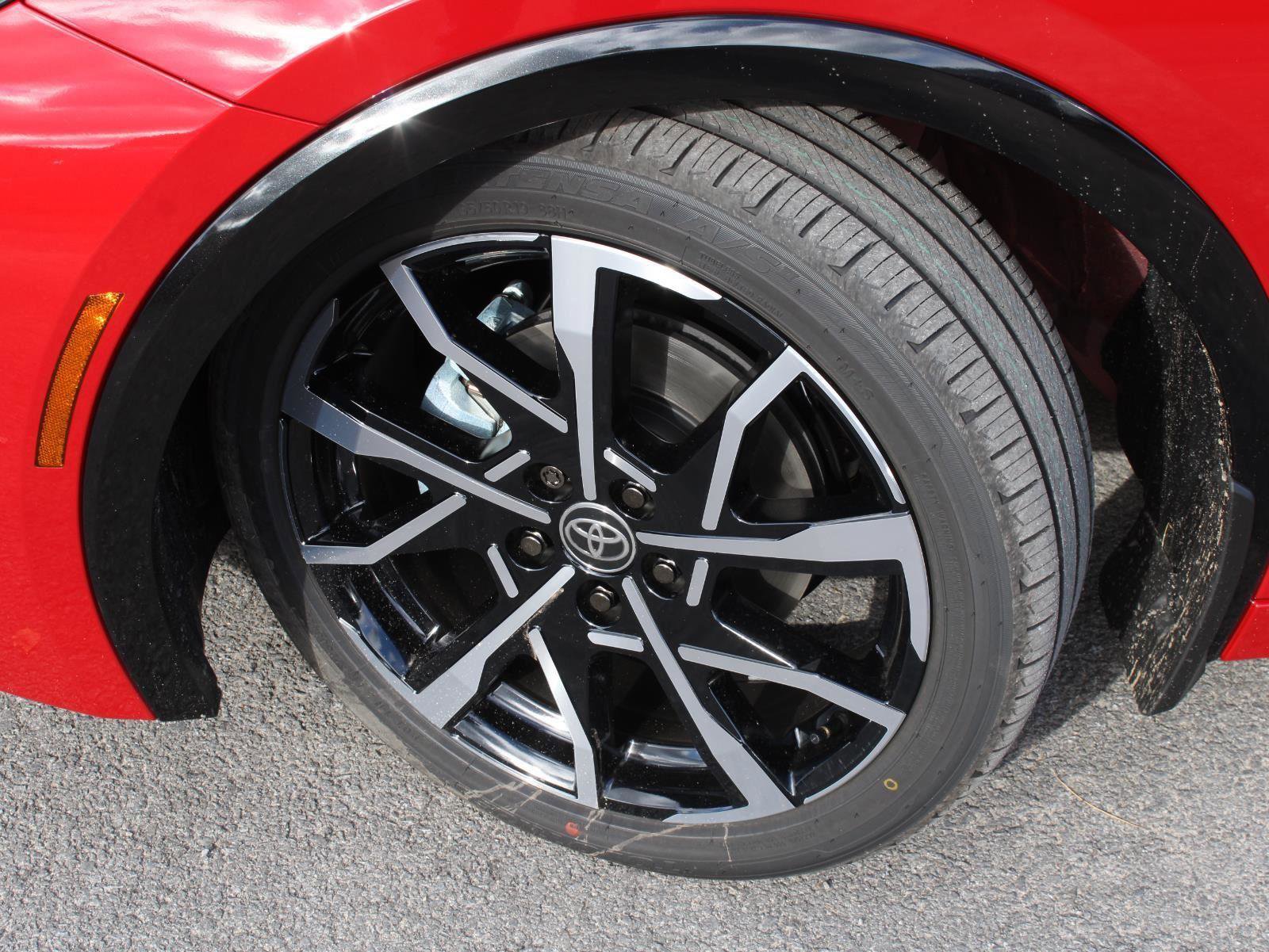 New 2026 Toyota Prius Plug-In Hybrid image 9