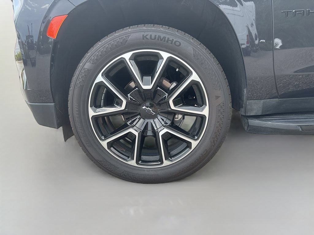 Used 2024 Chevrolet Tahoe RST w/ Luxury Package AWD/4WD image 12
