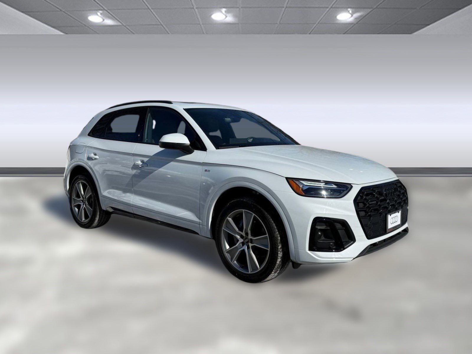 Used 2025 Audi Q5 2.0T Premium w/ Convenience Plus Package image 6