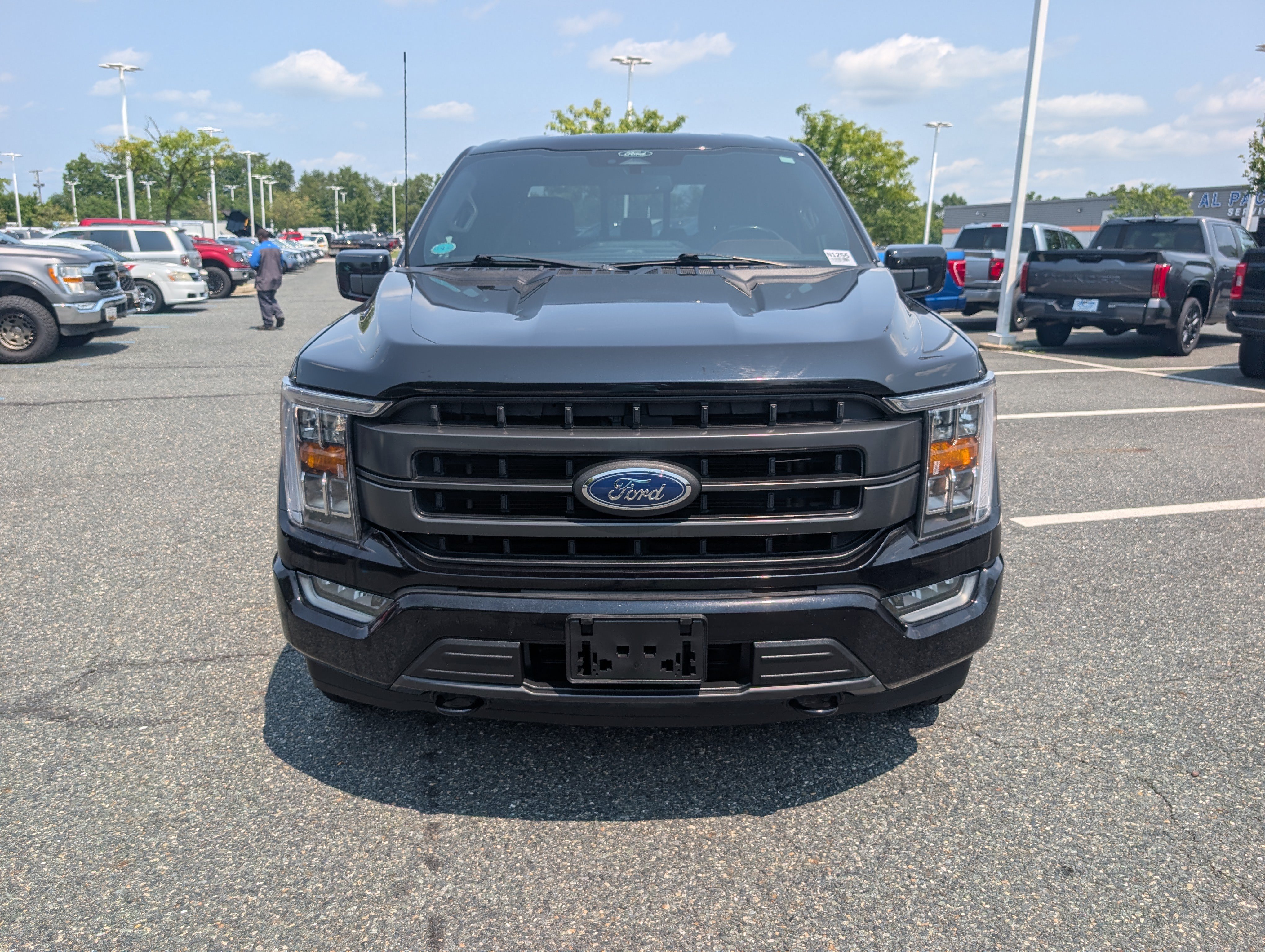Used 2022 Ford F150 Lariat AWD/4WD image 8