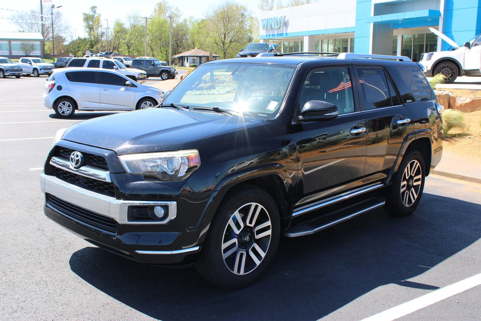 Used 2015 Toyota 4Runner Limited image 4