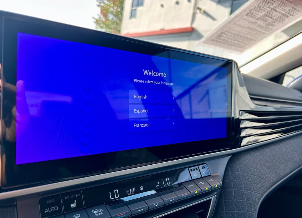 Certified 2025 Toyota Camry XLE FWD image 22