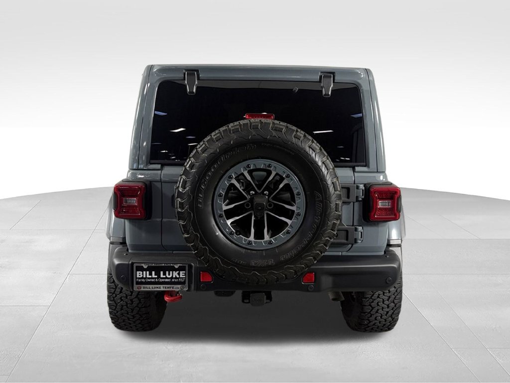 Used 2024 Jeep Wrangler Unlimited Rubicon AWD/4WD image 9