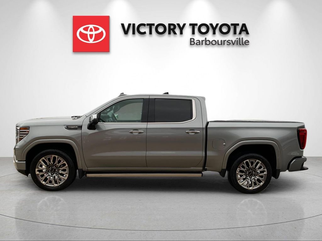 Used 2023 GMC Sierra 1500 Denali Ultimate image 2