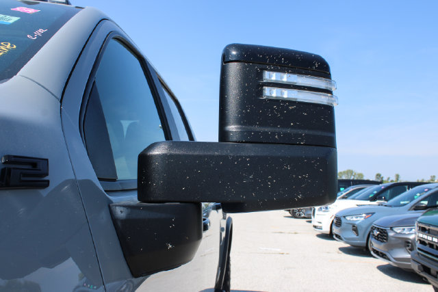 Used 2024 Chevrolet Silverado 2500 ZR2 w/ Technology Package AWD/4WD image 8