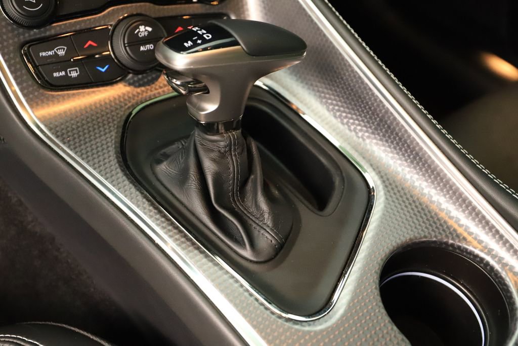 Used 2016 Dodge Challenger SRT Hellcat RWD image 24