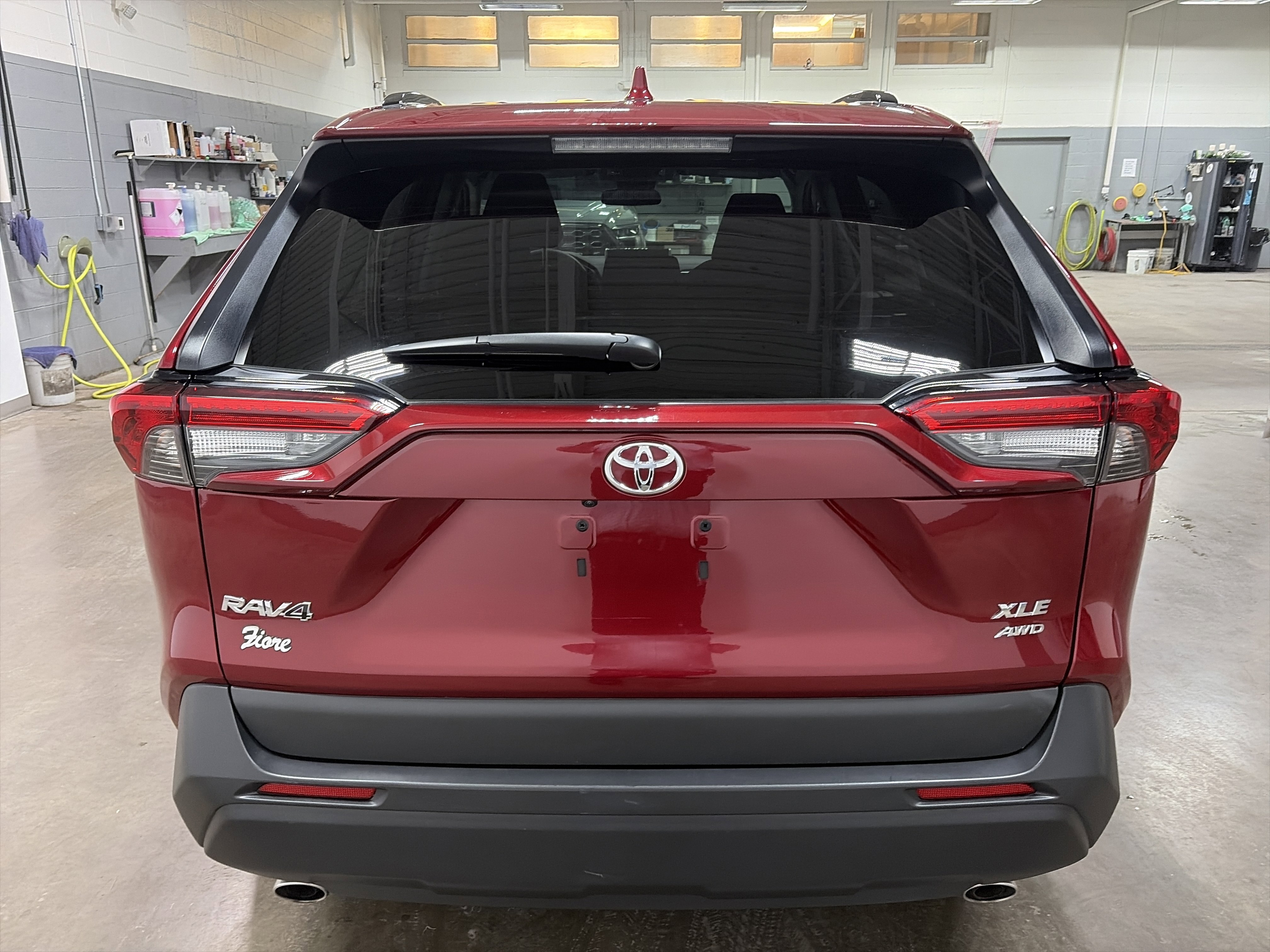 Used 2025 Toyota RAV4 XLE image 4