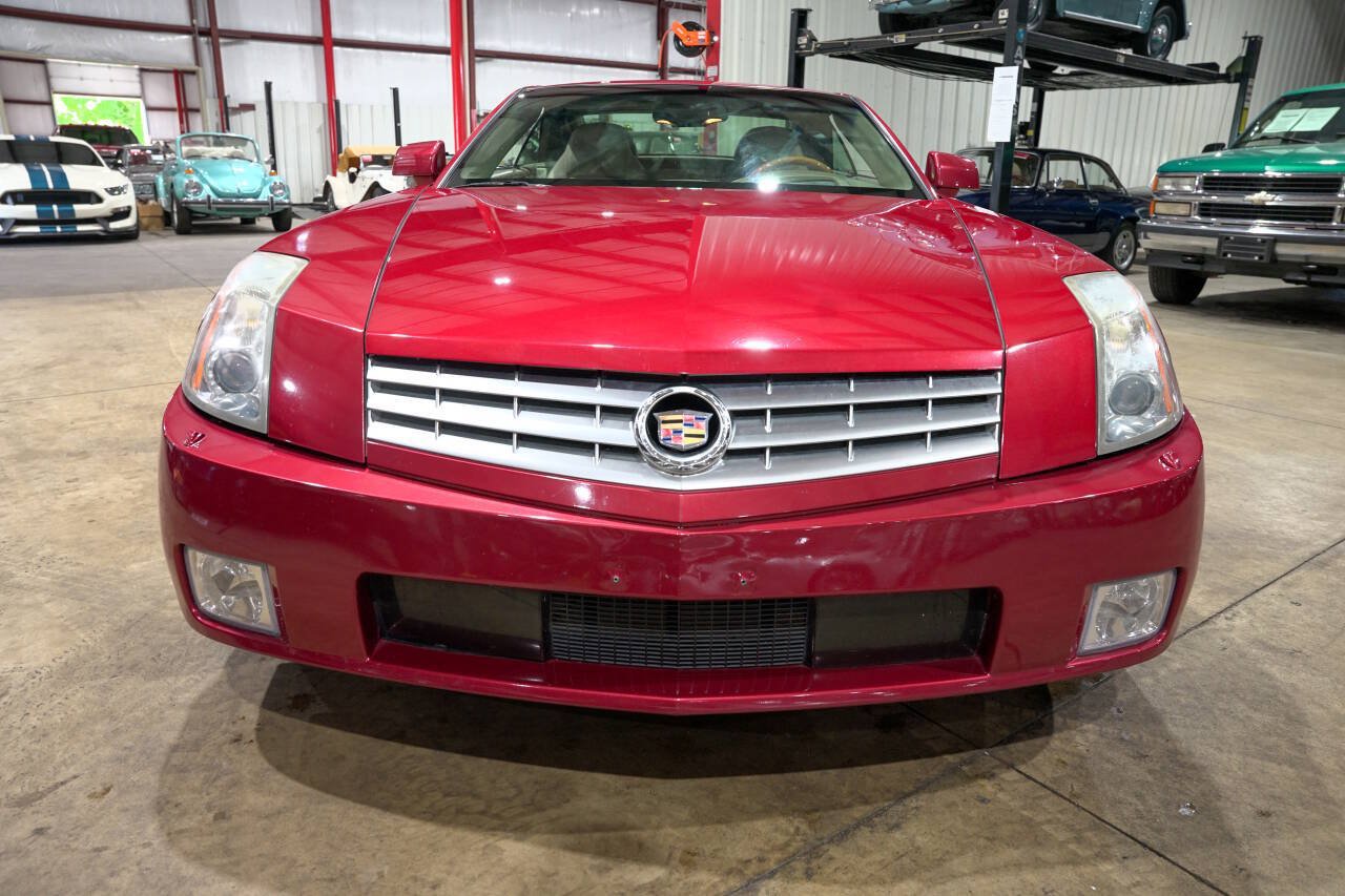 Used 2005 Cadillac XLR RWD image 27