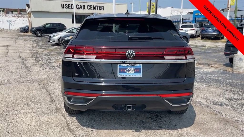 Used 2024 Volkswagen Atlas Cross Sport SE image 4