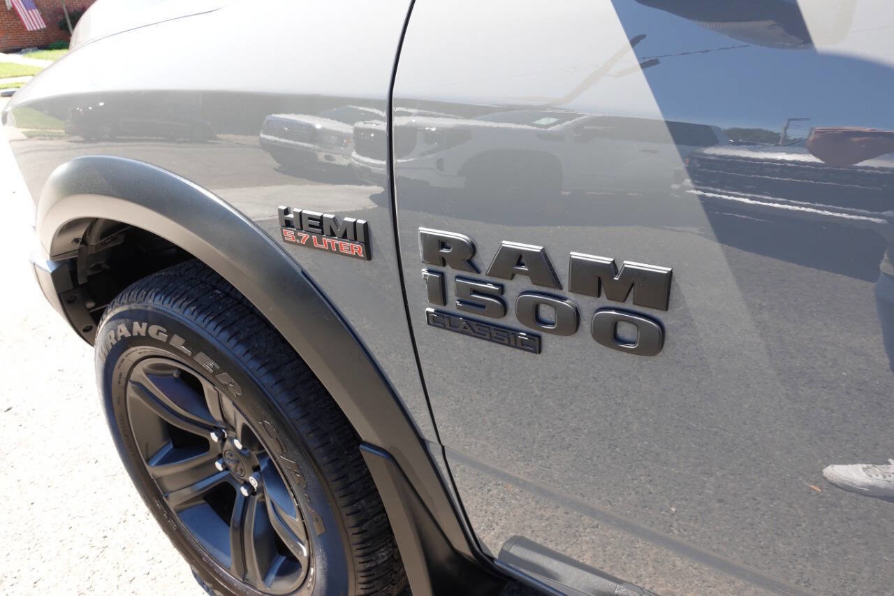 Used 2022 RAM 1500 Classic Warlock w/ Ceramic Grey Warlock Package image 10
