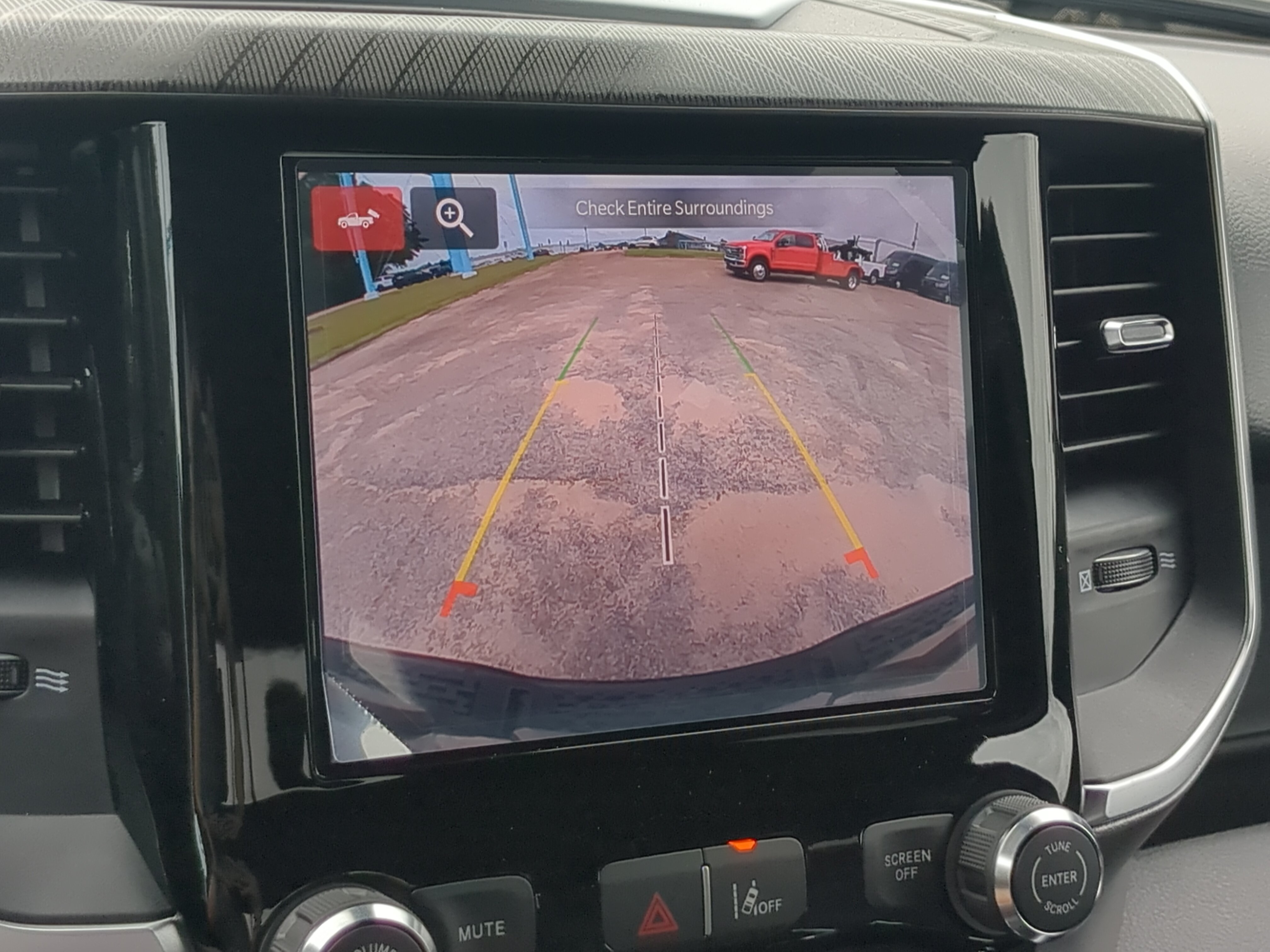 New 2026 RAM 1500 Express AWD/4WD image 18