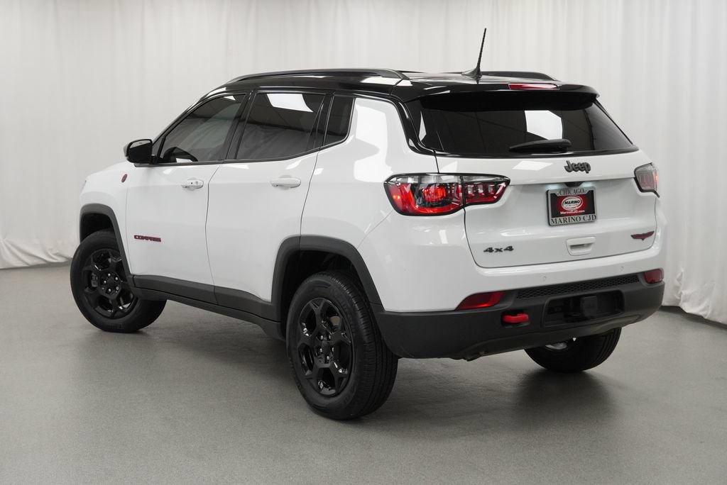 Used 2023 Jeep Compass Trailhawk w/ Sun and Sound Group AWD/4WD image 14