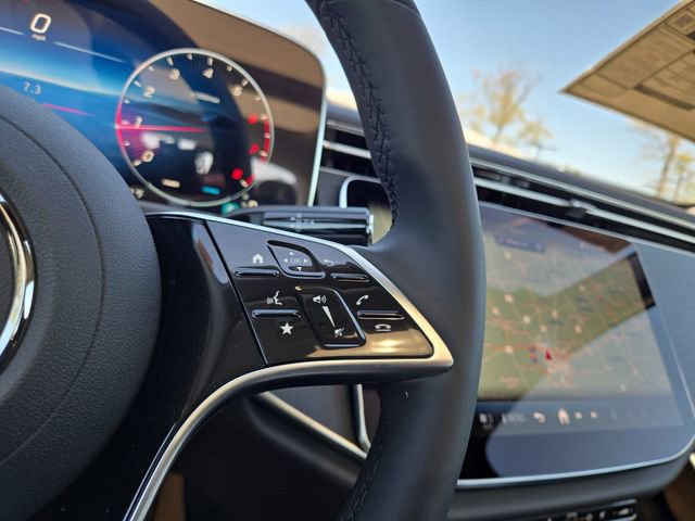 New 2026 Mercedes-Benz E 350 4MATIC Sedan image 17